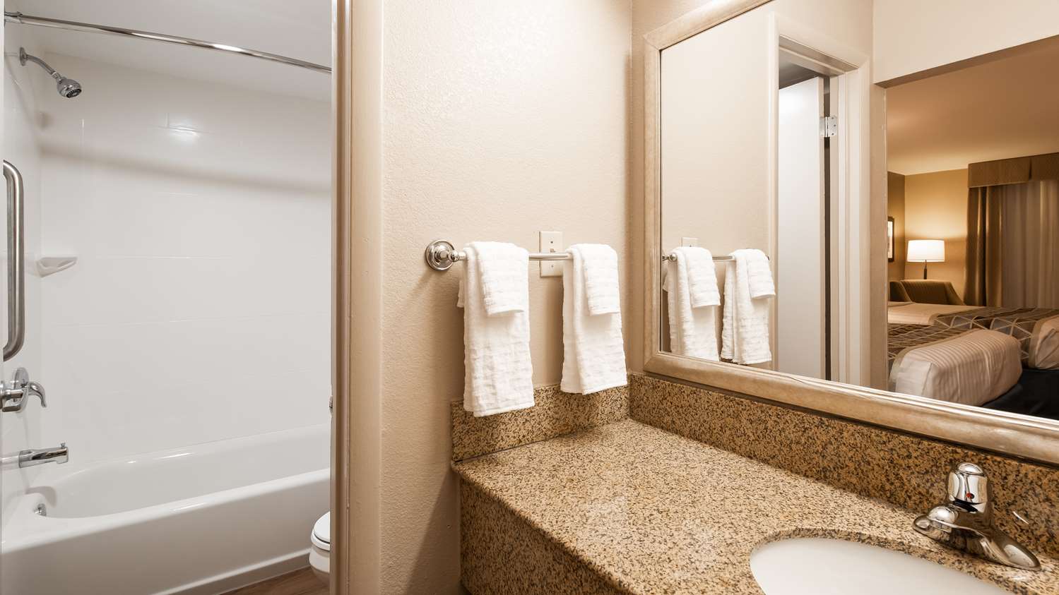 غرفة بسرير كينج، Best Western Annapolis 3/3
