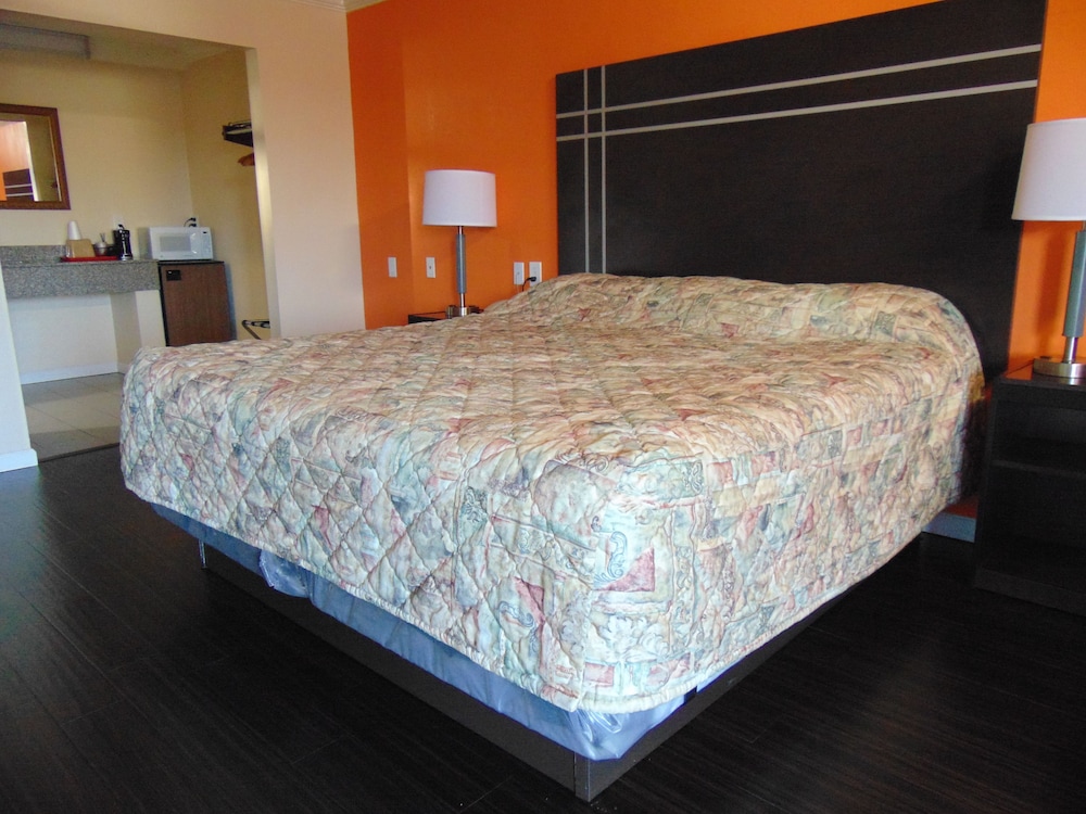STANDARD, KING BED