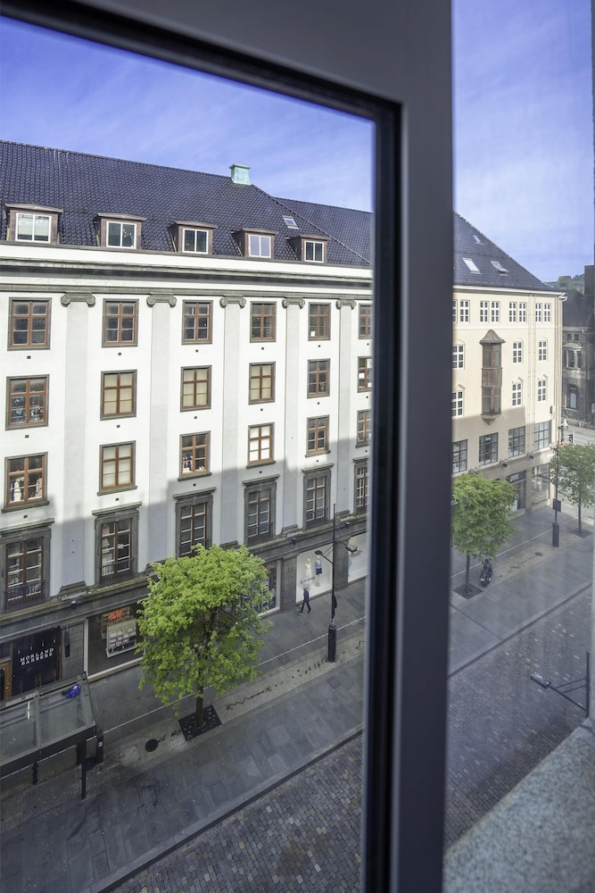 Prize by Radisson, Xhibition Bergen City 8/56