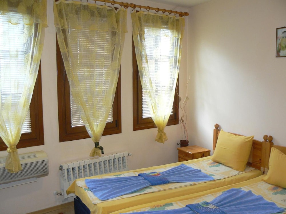 Hotel Varusha 19/43