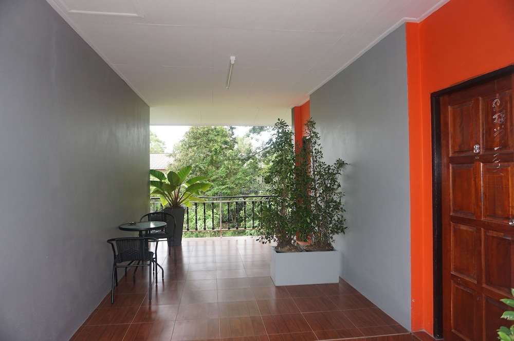 Thai House Hotel & Resort Hat Yai 10/25