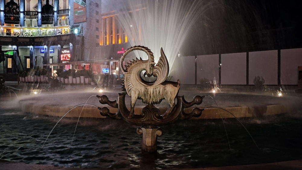 Holiday Inn Yerevan Republic Square 48/50