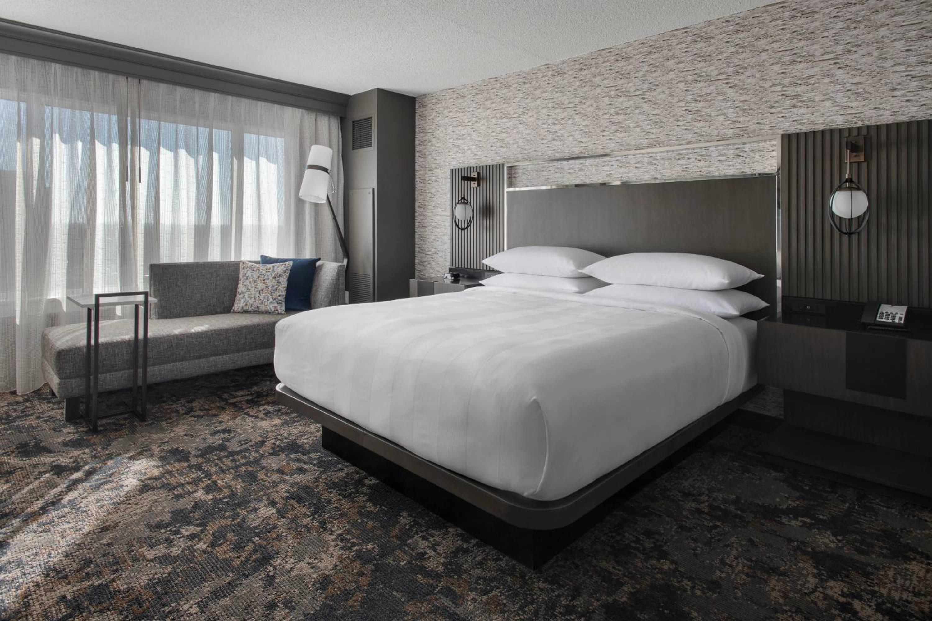 غرفة ديلوكس بسرير كينج أو سرير مزدوج، Bridgewater Marriott 3/4