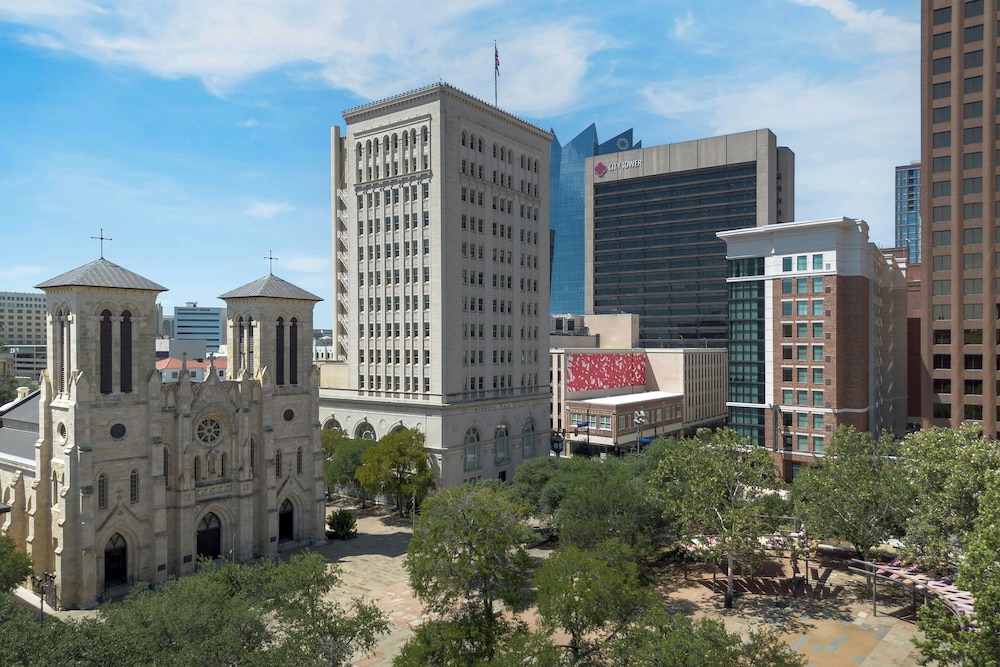 Residence Inn by Marriott San Antonio Riverwalk 43/48
