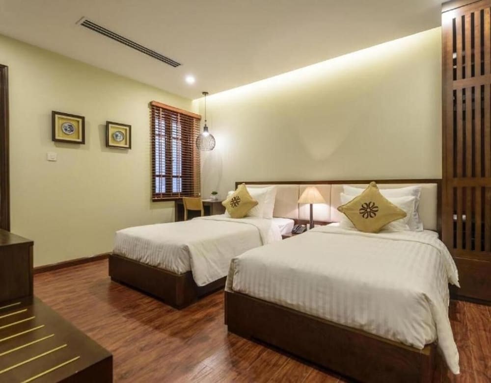 Emerald Hotel Hanoi 17/72