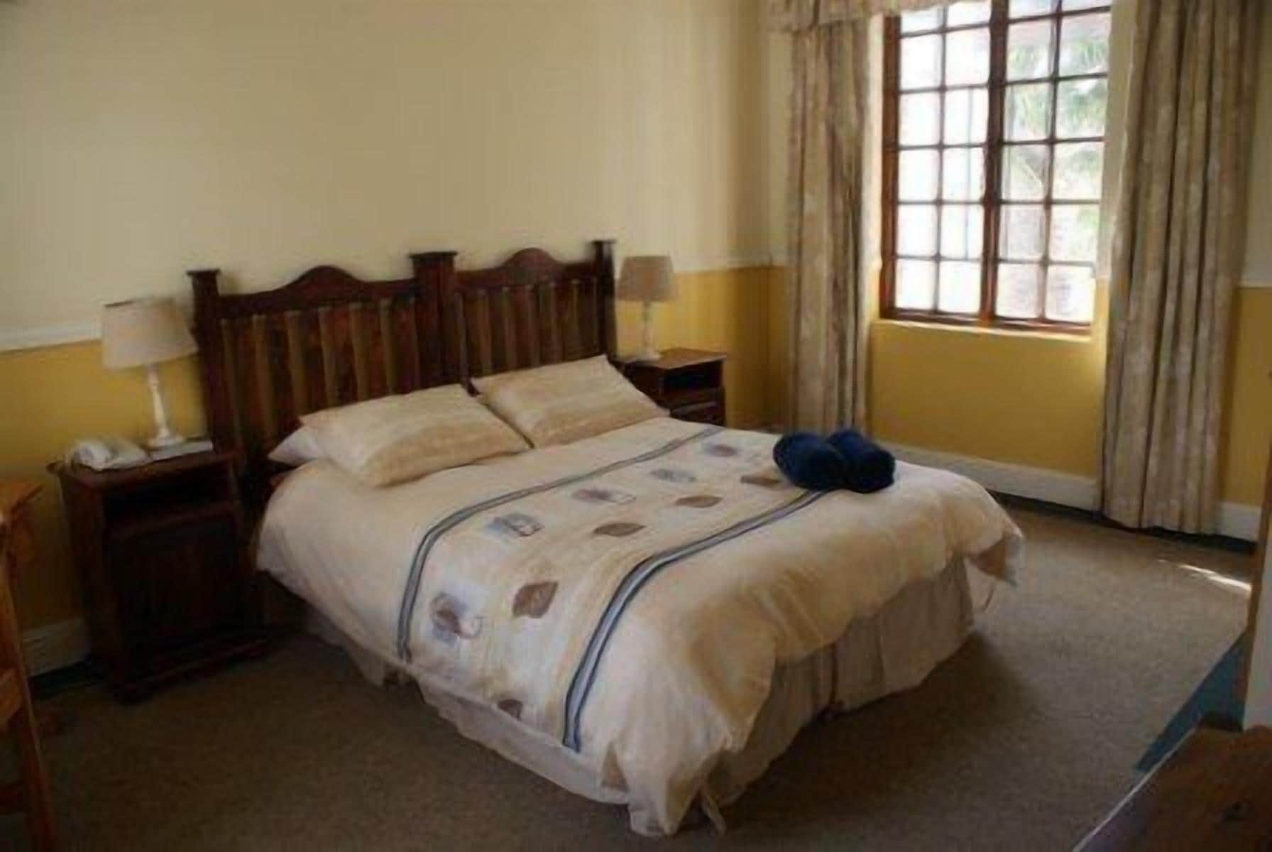 Lodge, Double Bed