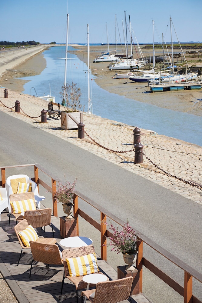 Le General d Elbee Hotel & Spa 53/54
