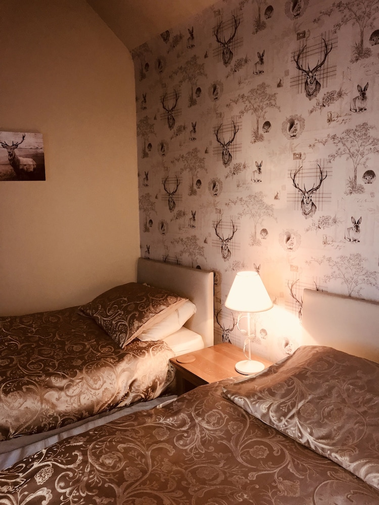 Lakeview Guest House 33/38