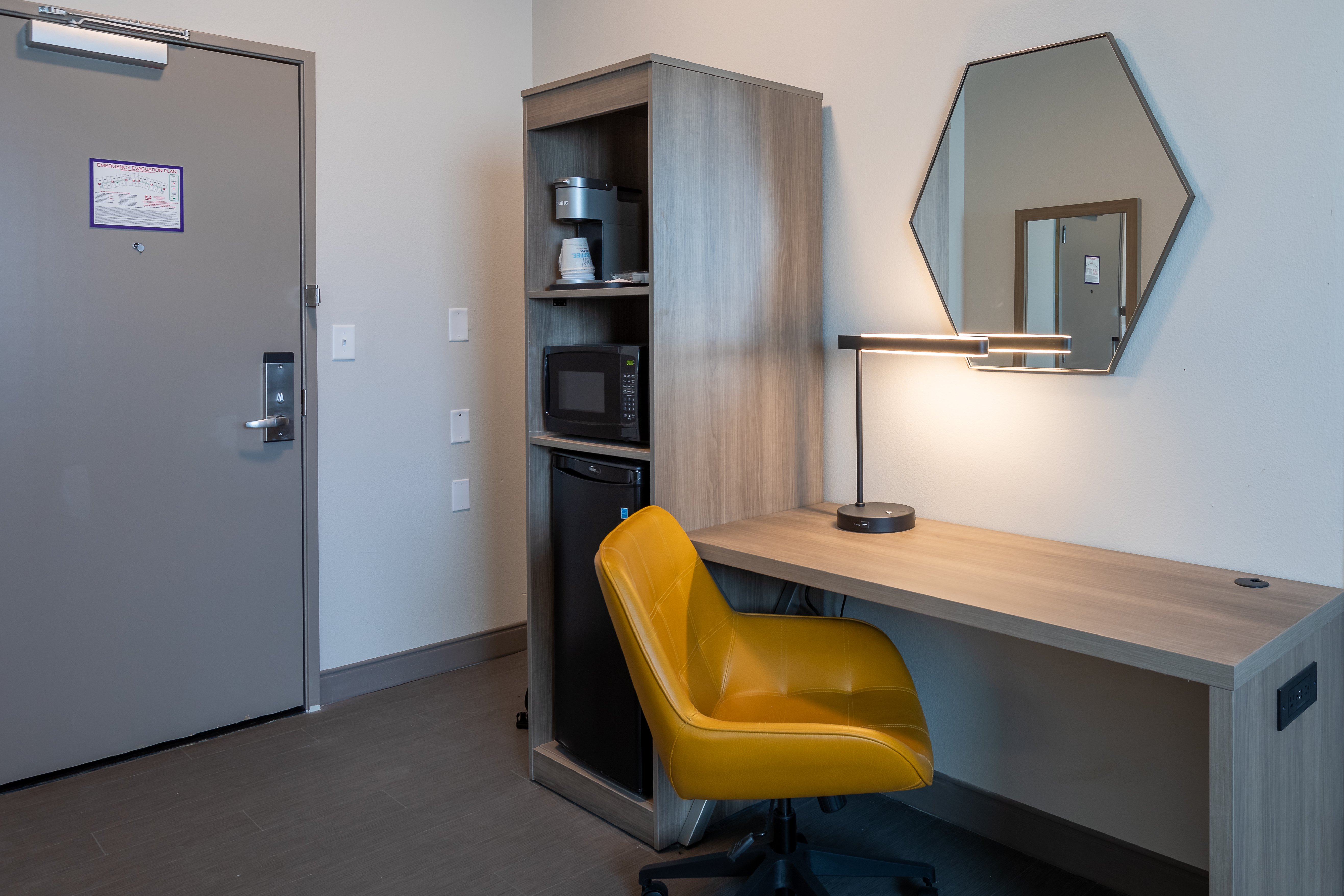 Holiday Inn Express & Suites Englewood - Denver South 41/44