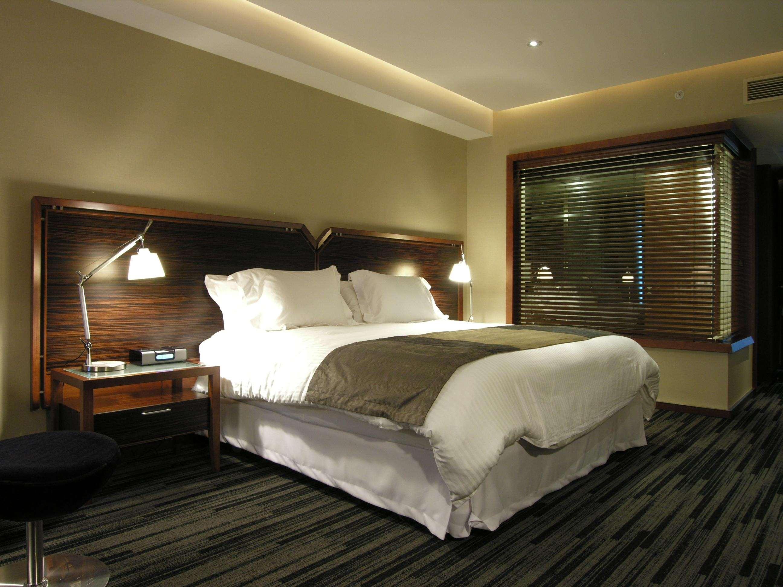 Hotel Dreams Pedro de Valdivia 12/40