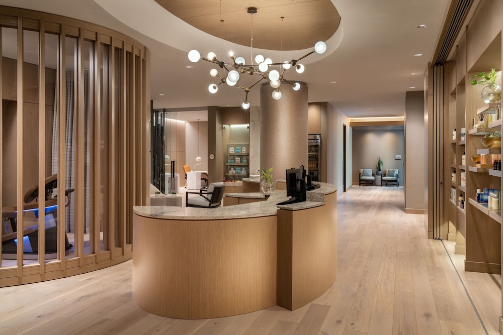 JW Marriott Clearwater Beach Resort & Spa 4/50