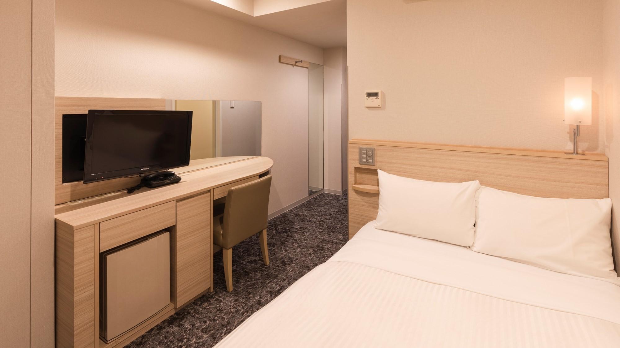 Semi Room, Standard, Semi Double Bed, Smoking