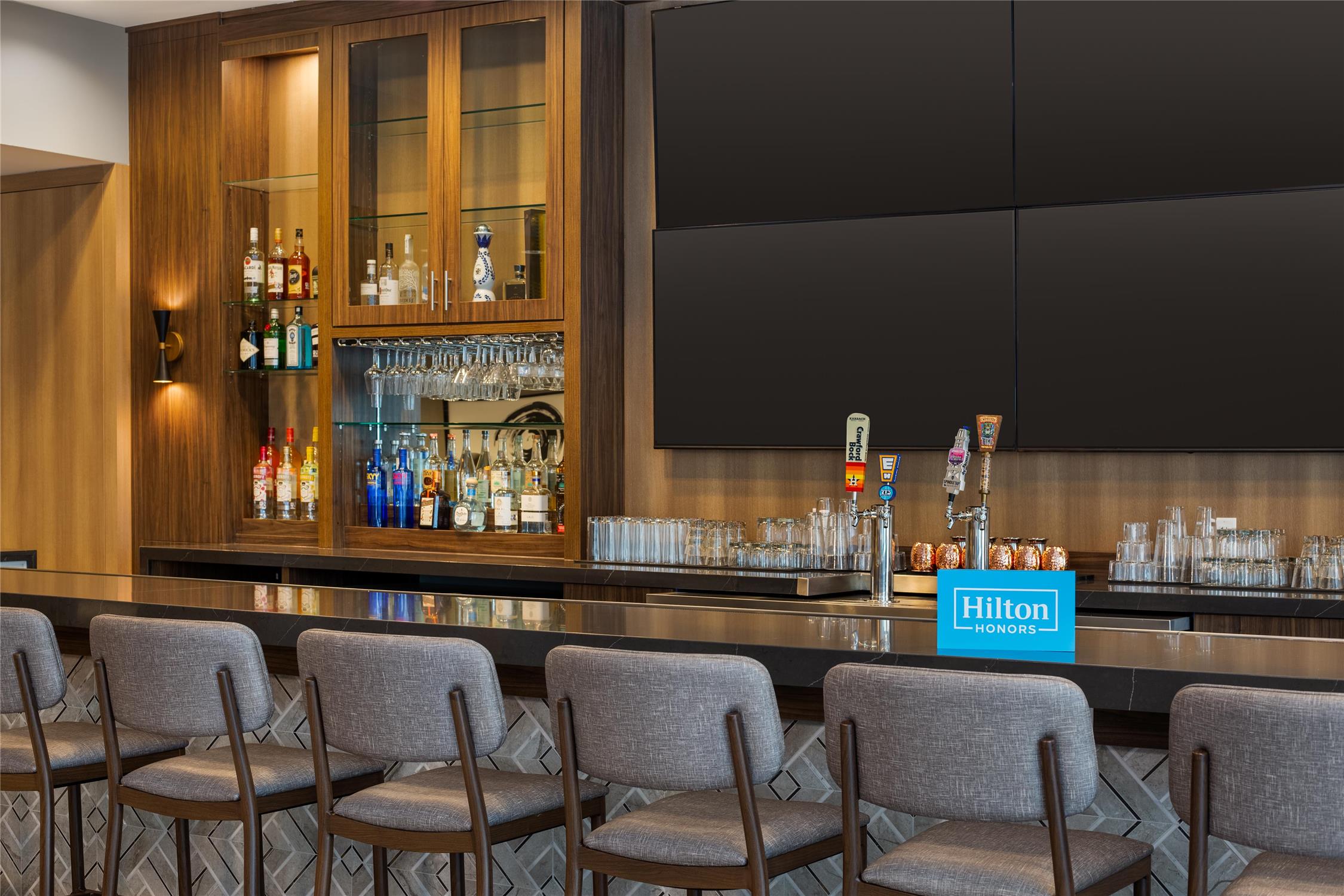 Home2 Suites by Hilton Houston Downtown Convention Center 16/24