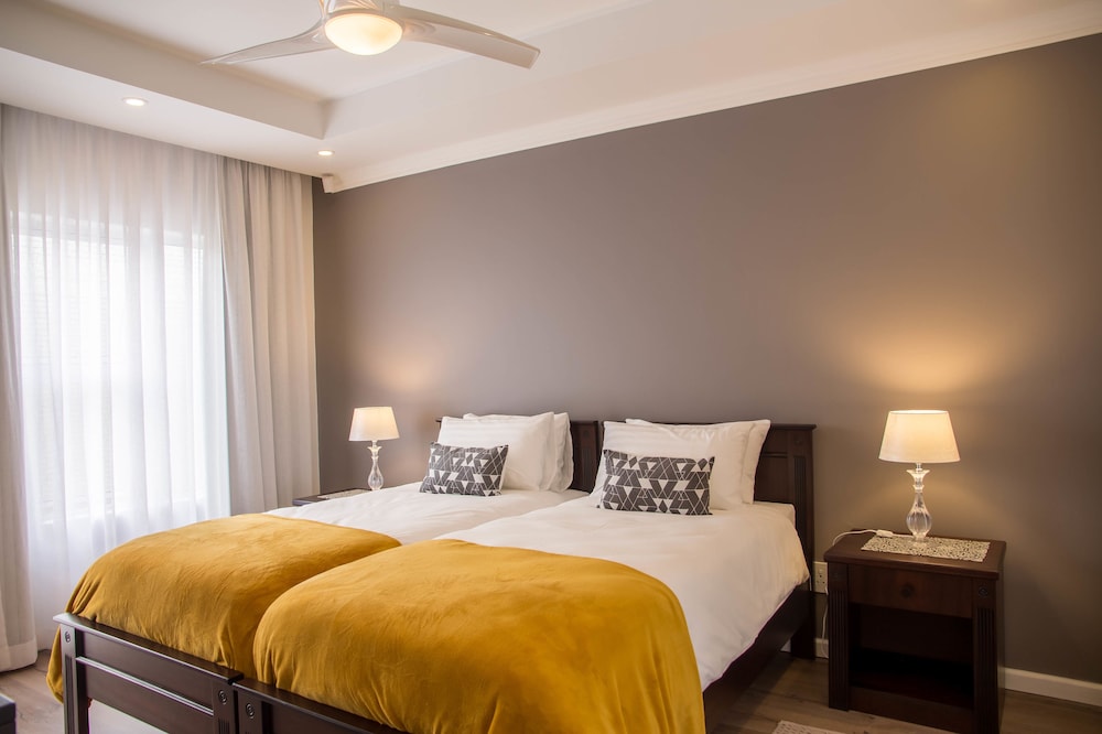 Sea Breeze Guesthouse 27/63