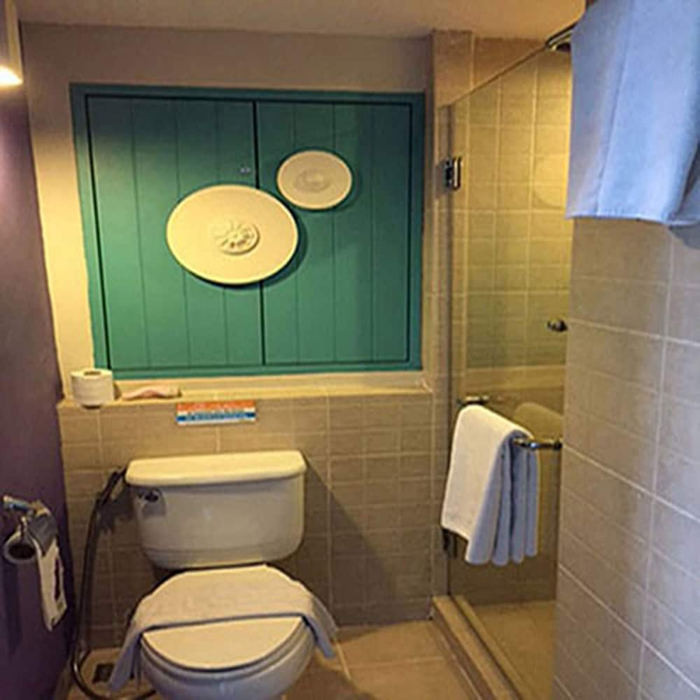 Sawasdee Hotel At Sukhumvit Soi 8 45/48