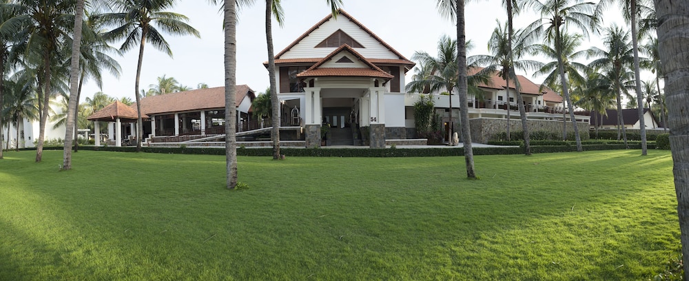 Blue Ocean Resort 65/72