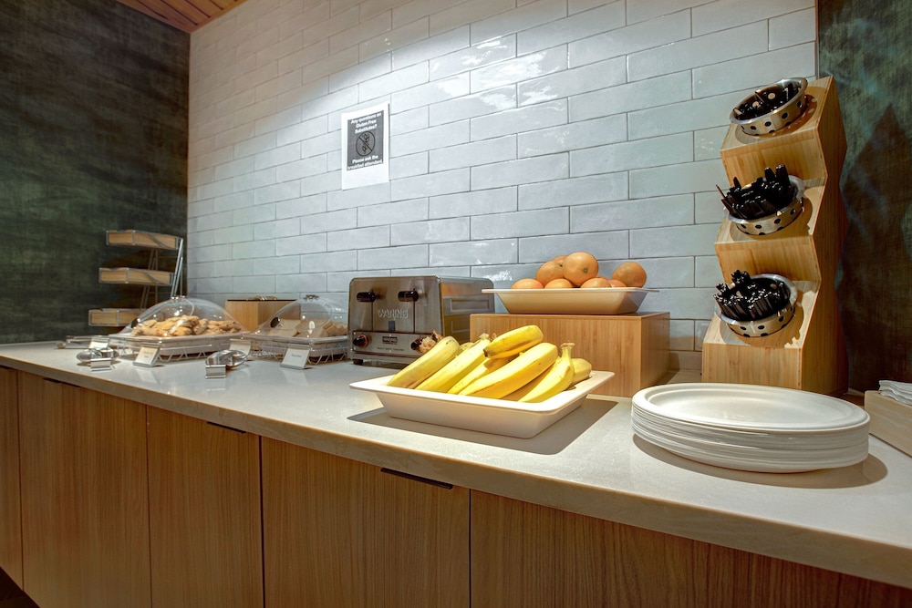 Fairfield Inn & Suites by Marriott Denver Southwest/Littleton 36/37