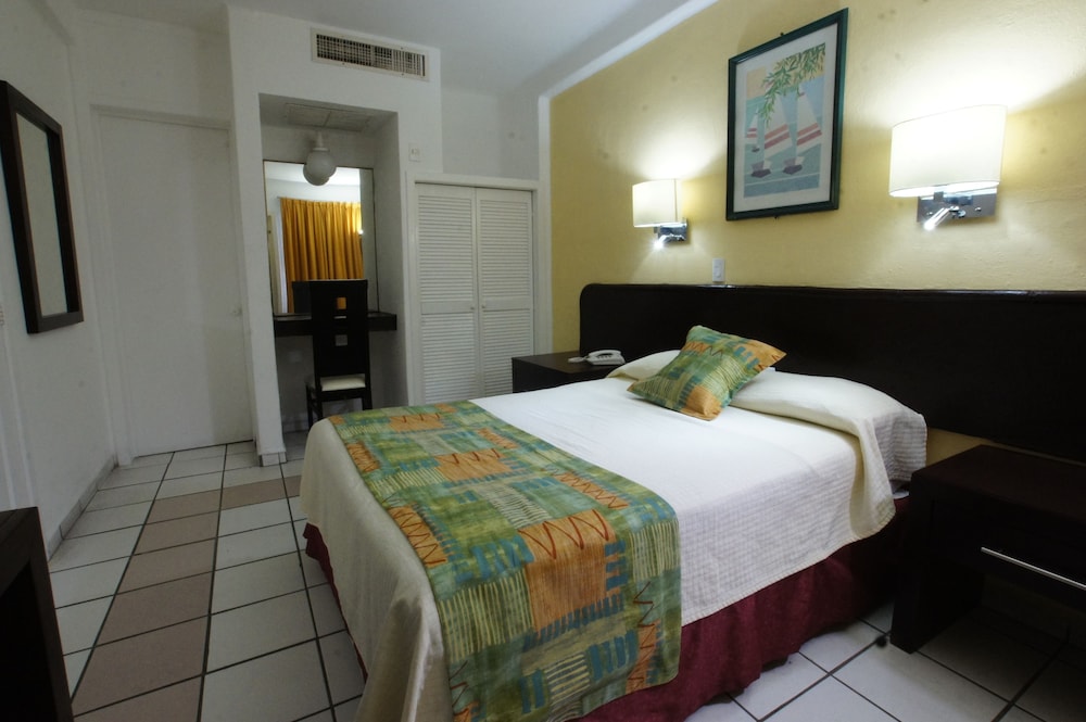 HOTEL MARBELLA 27/71