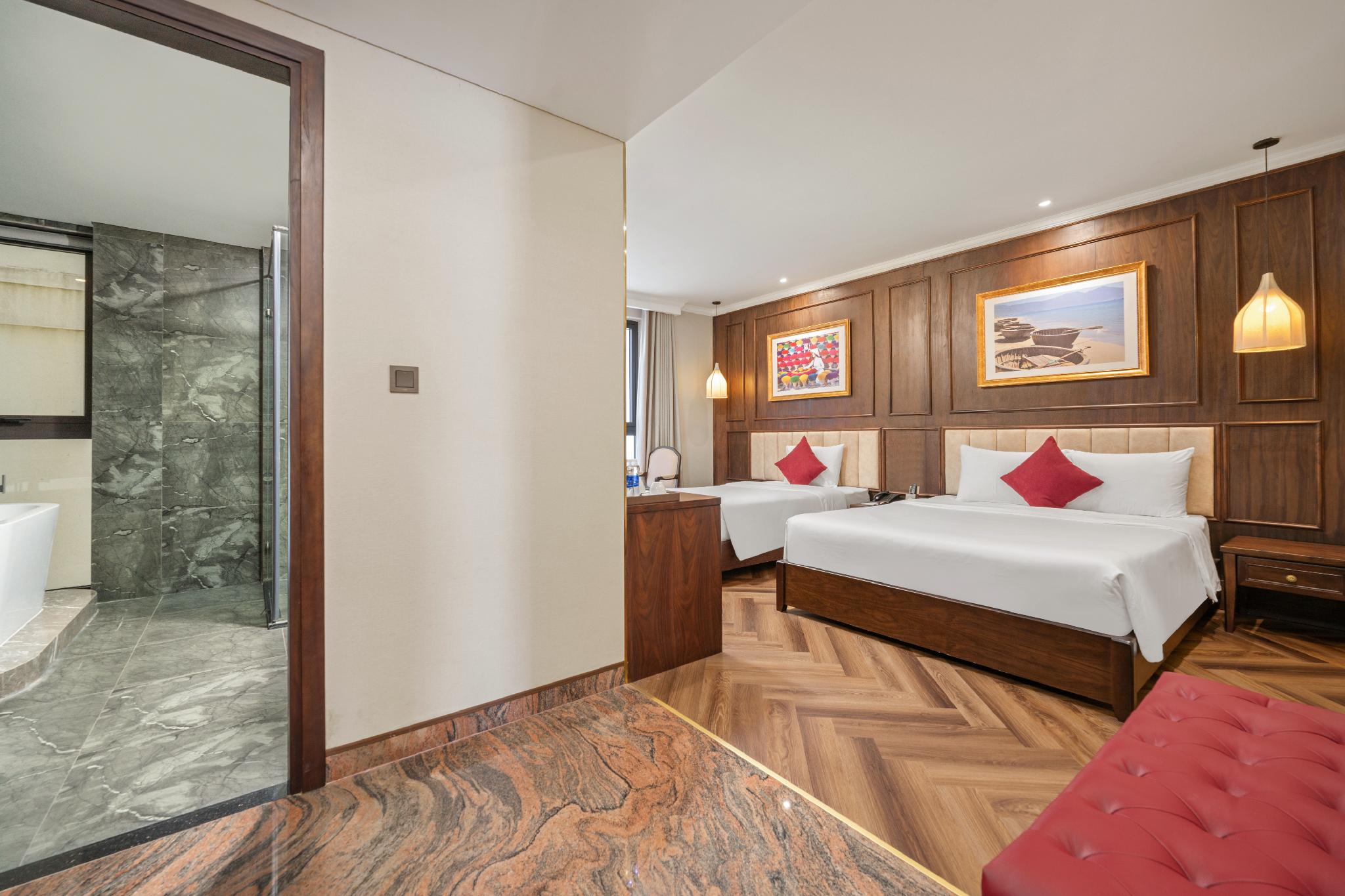 Room, Triple, Bathtub