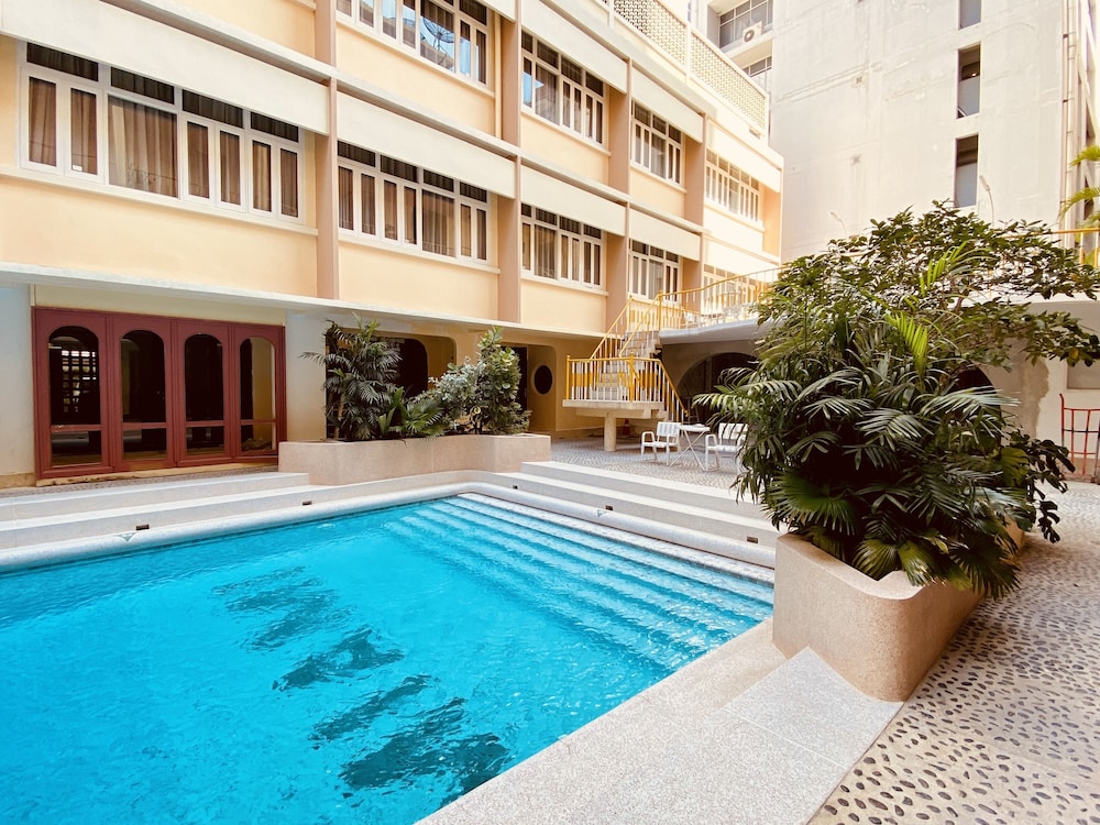 Miami Hotel Bangkok 85/88