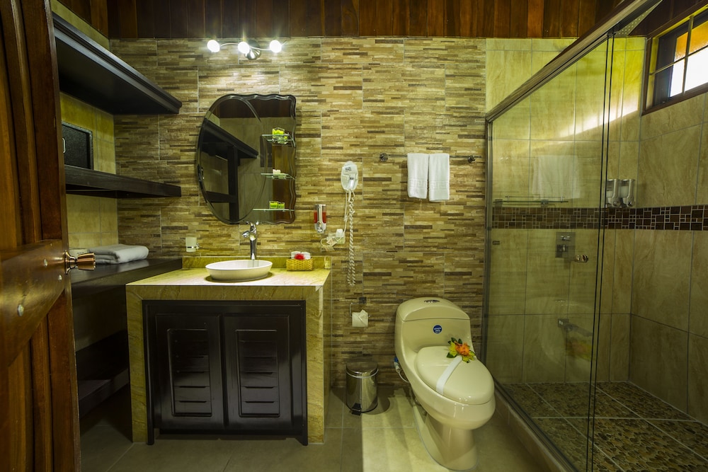 Hotel Rancho Cerro Azul 50/50