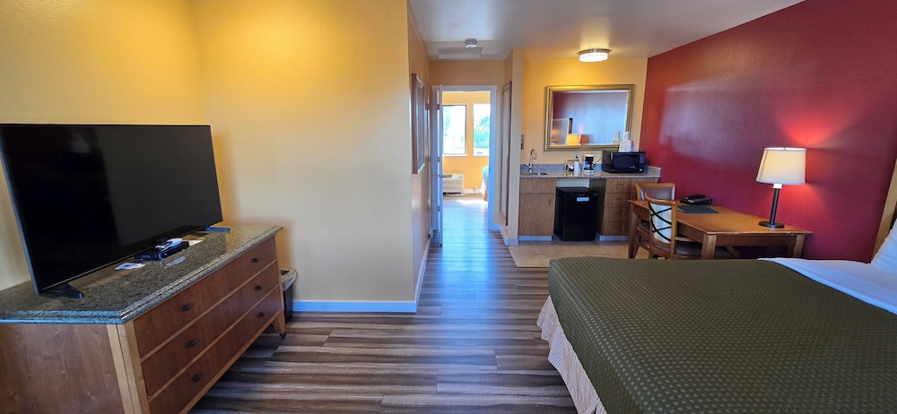 Olympic View Inn 32/49