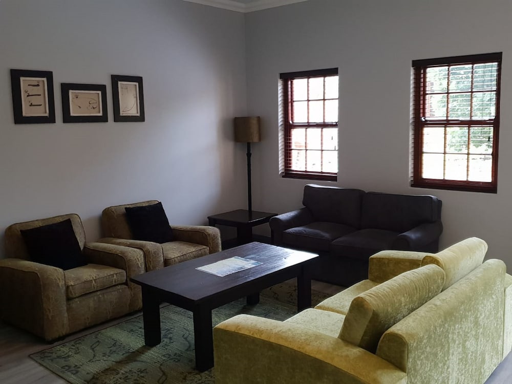 Port Del Mar Luxury Guesthouse 24/50
