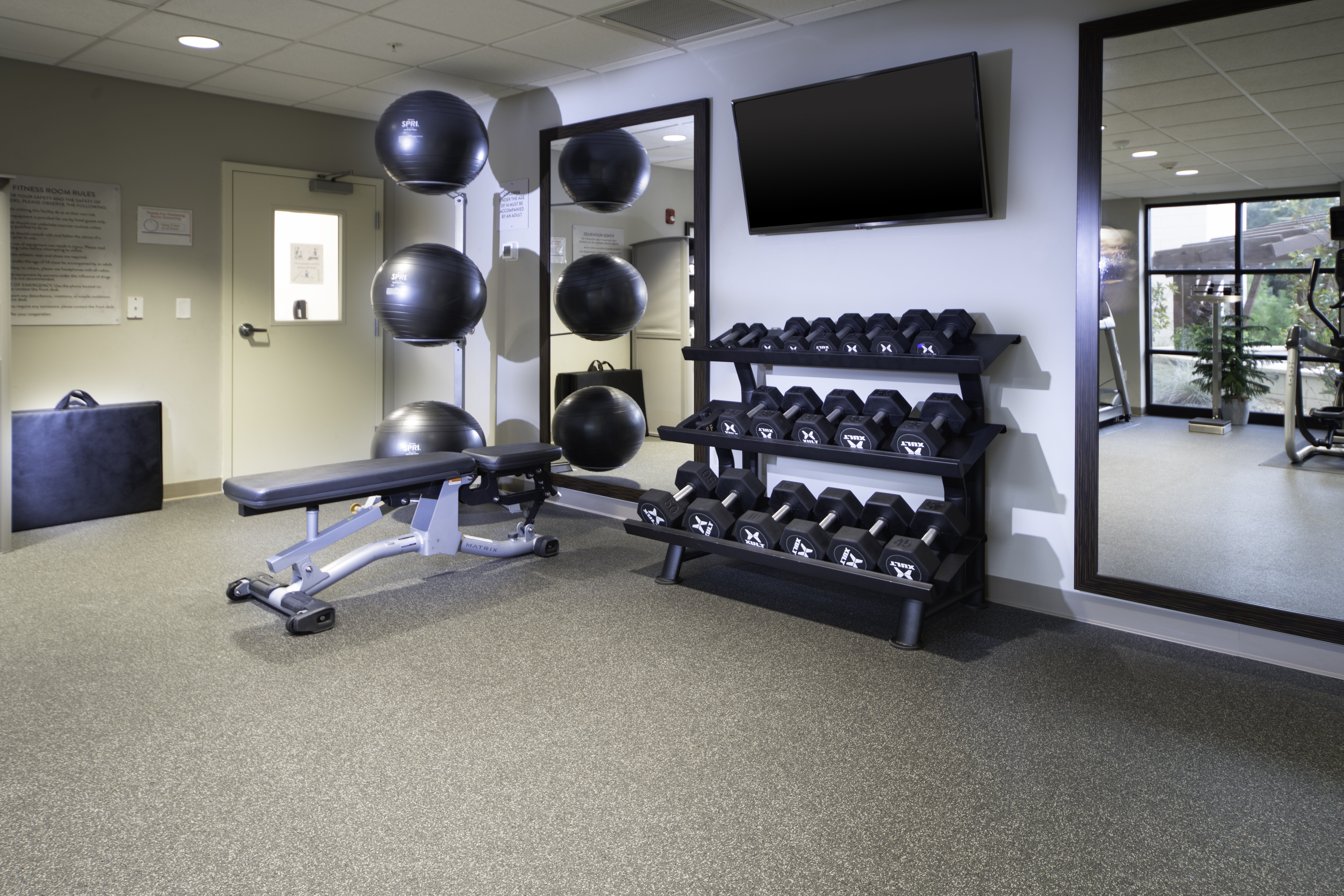 Staybridge Suites Summerville 14/48