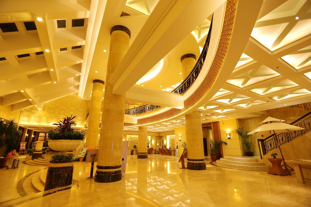 PALM BEACH RESORT AND SPA 31/48