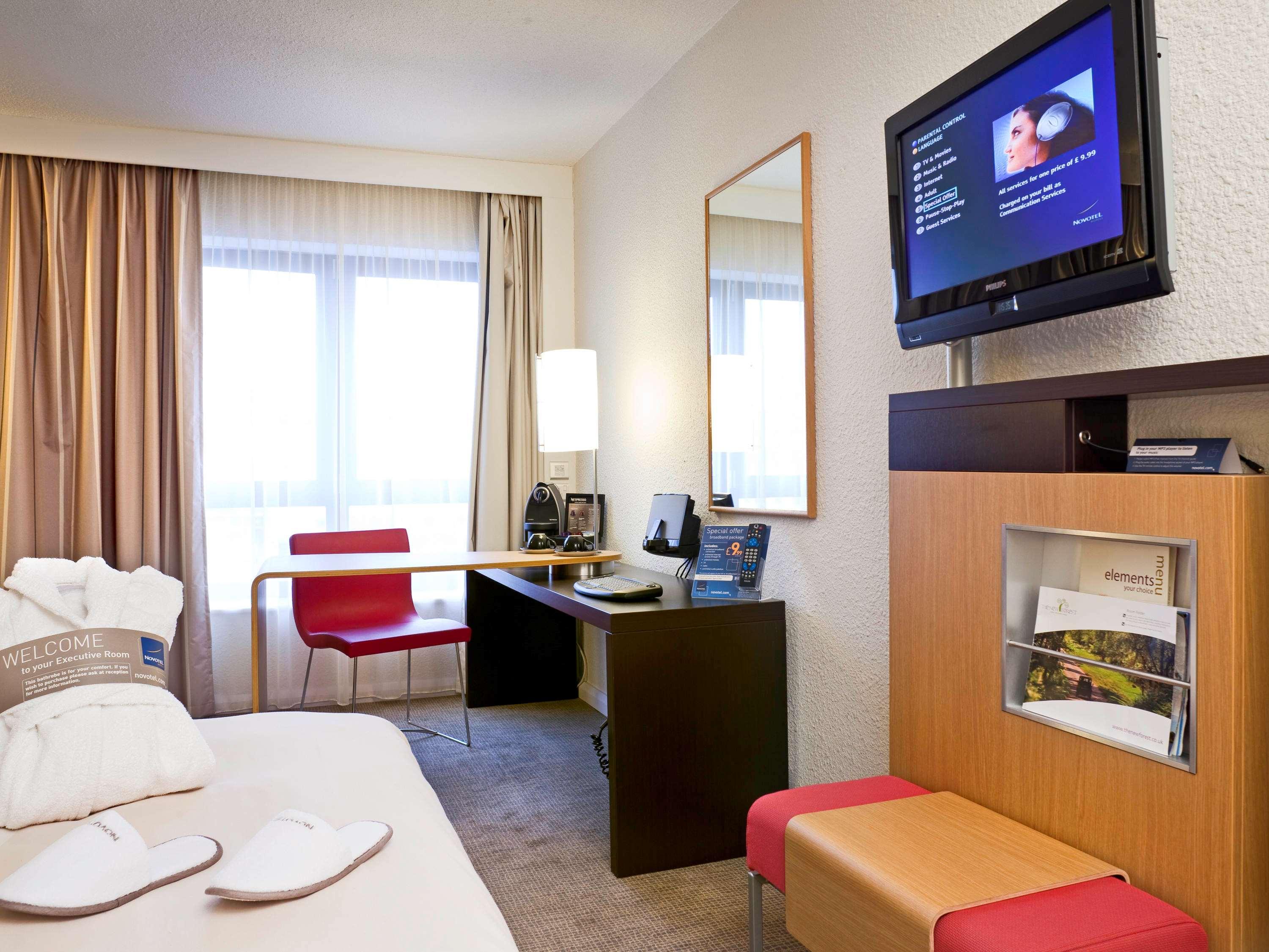 غرفة تنفيذية بسرير كوين، Novotel Southampton 3/5