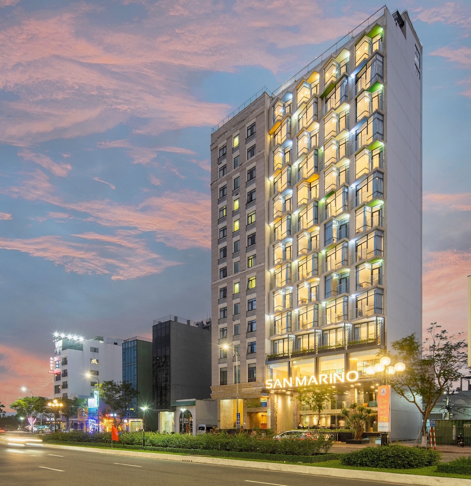 San Marino Boutique Danang 4/69
