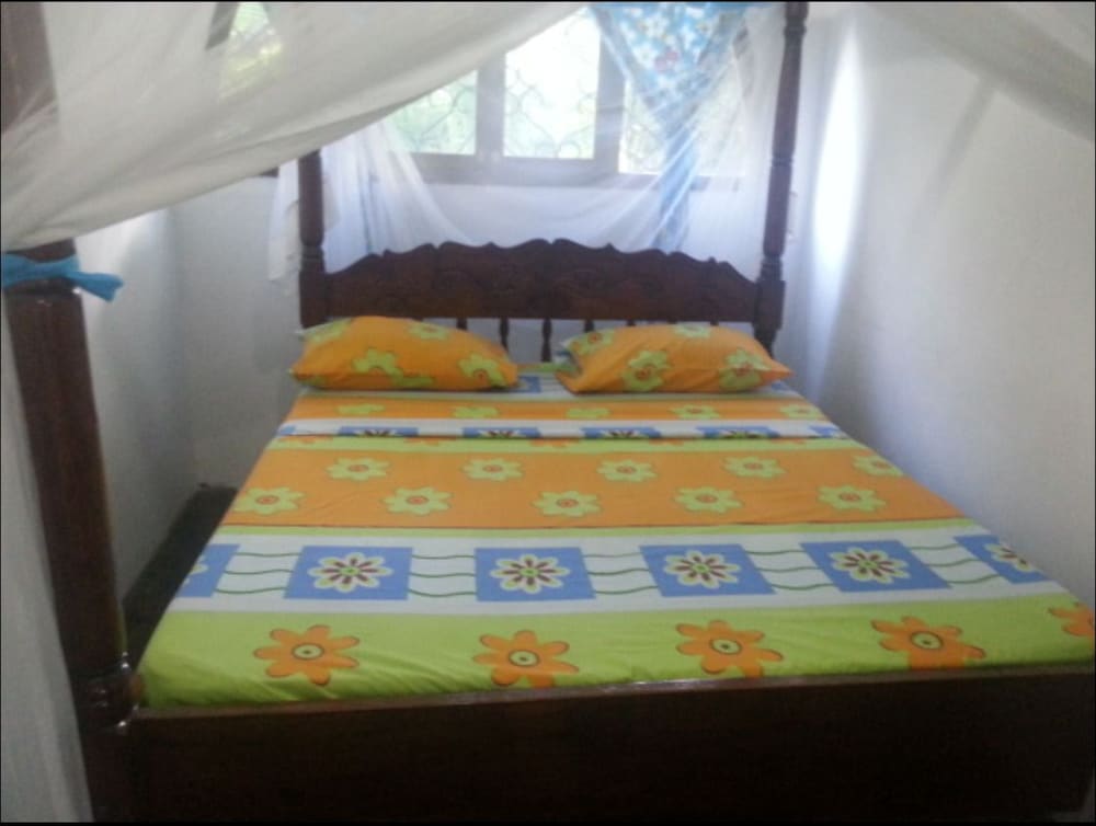 Coral Sea Villas 4/9