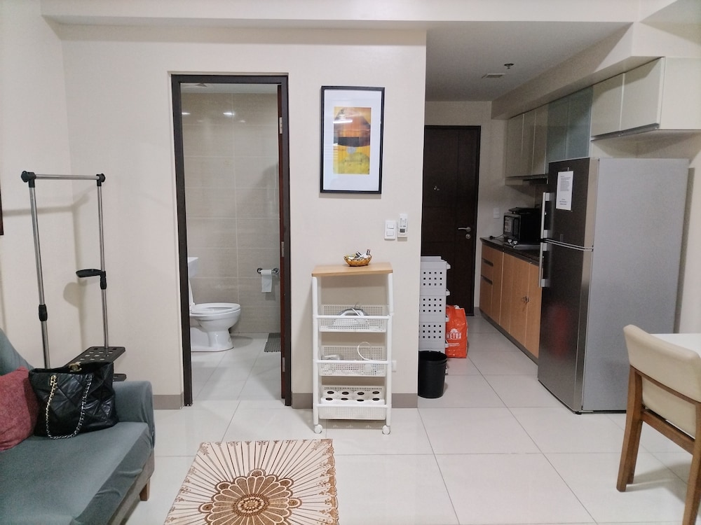 One Uptown Residence Bgc 47/50