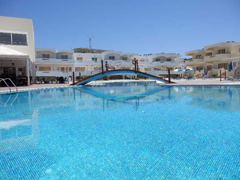 Royal Beach Hotel 24/53