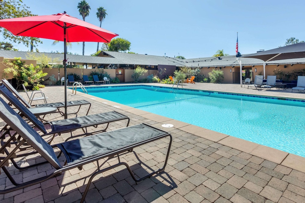 Carlton Oaks Lodge, Ascend Hotel Collection 39/71