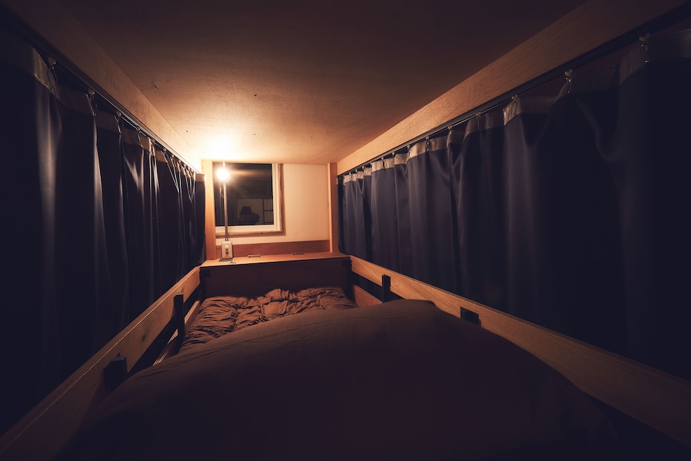 36Hostel 5/44