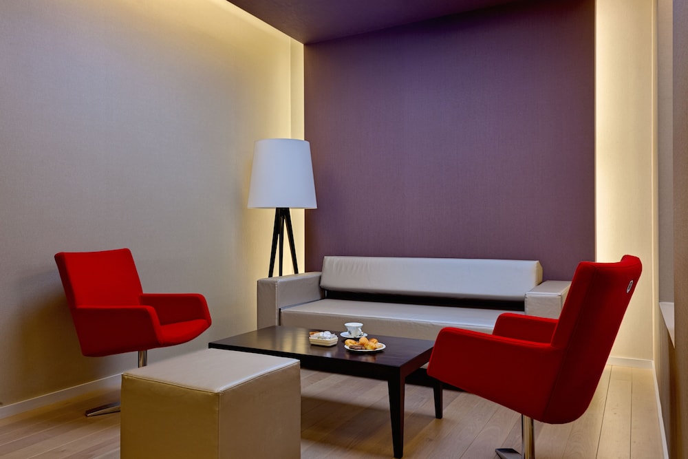 Ramada Plaza by Wyndham Bucharest Convention Center 41/57