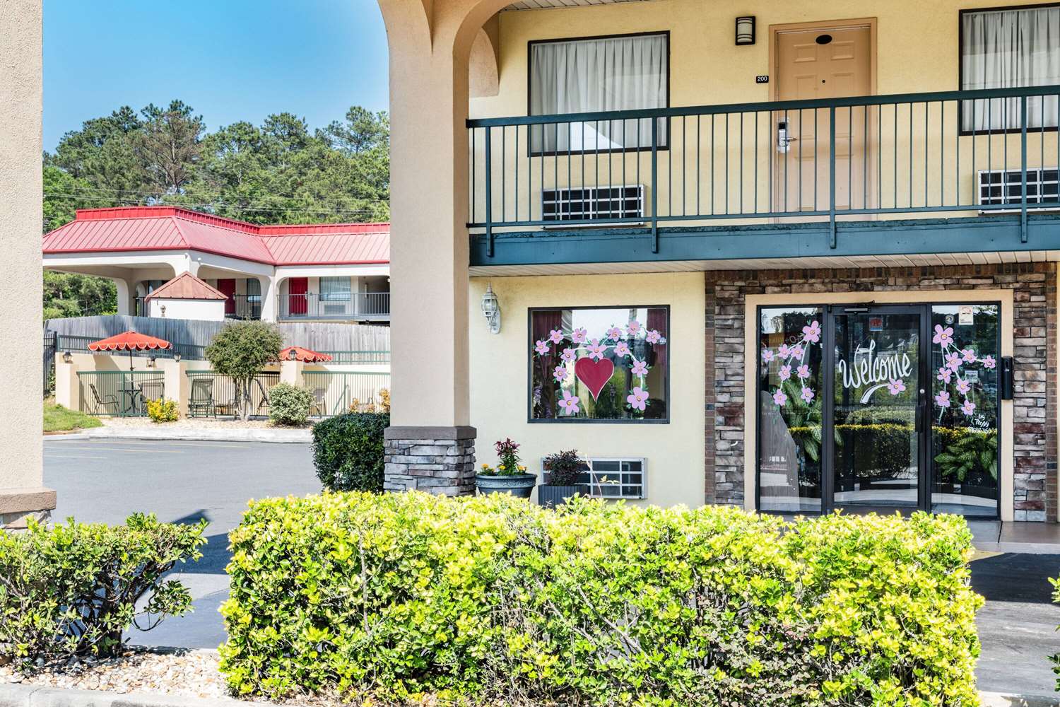 Days Inn By Wyndham Macon I-475 4/25