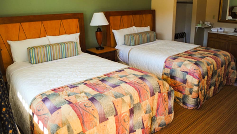 Anchorage Inn Motel 12/36