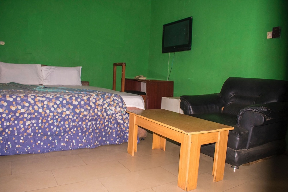 Jolac Hotel And Suites 26/44