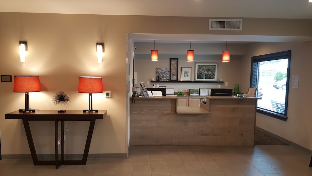 Country Inn & Suites by Radisson, Savannah Midtown, GA 26/39