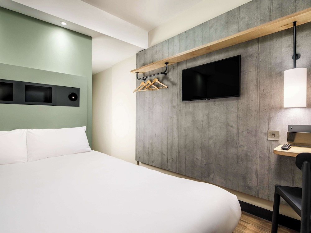 ibis budget Manchester Airport 15/48