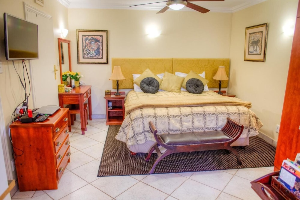 Anchors Rest Guest House 18/45