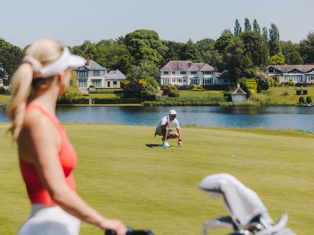 Fairmont Cheshire The Mere 47/49
