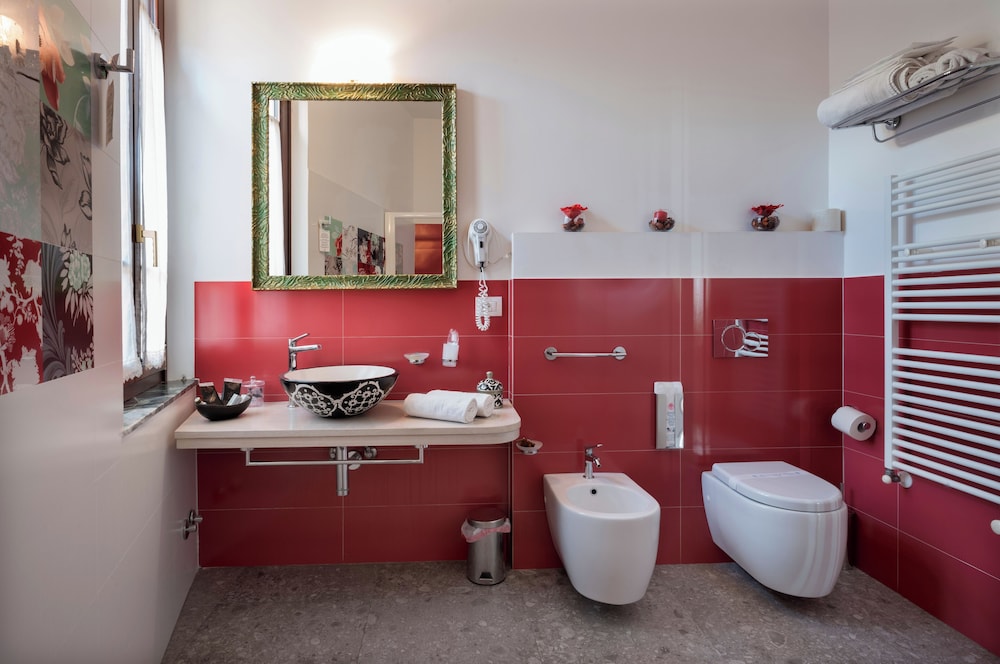 Porta Di Mezzo Luxury B And B 30/38