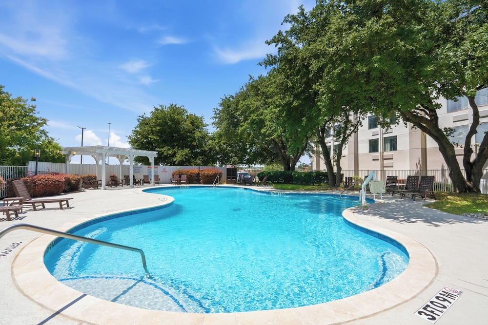 Holiday Inn Dallas Dfw Airport Area West 24/50