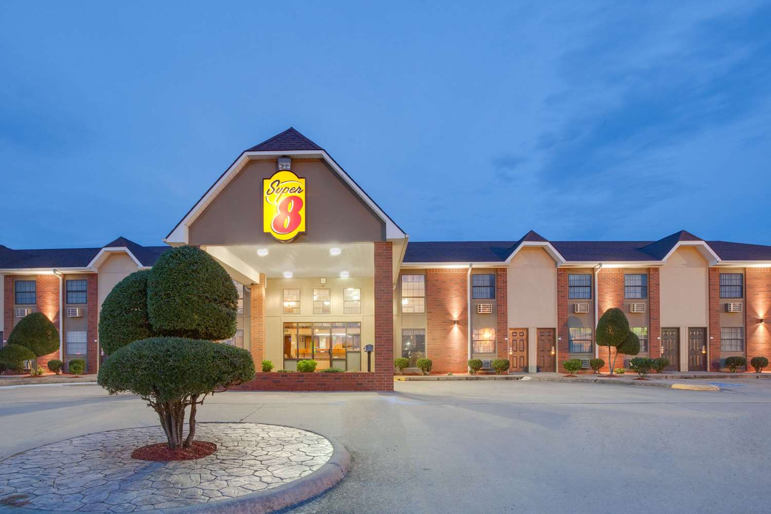 Super 8 By Wyndham Morrilton 1/10
