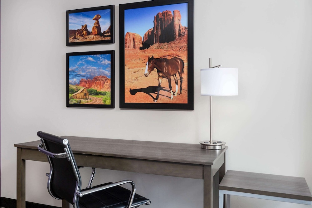 La Quinta Inn & Suites By Wyndham Kanab 25/51