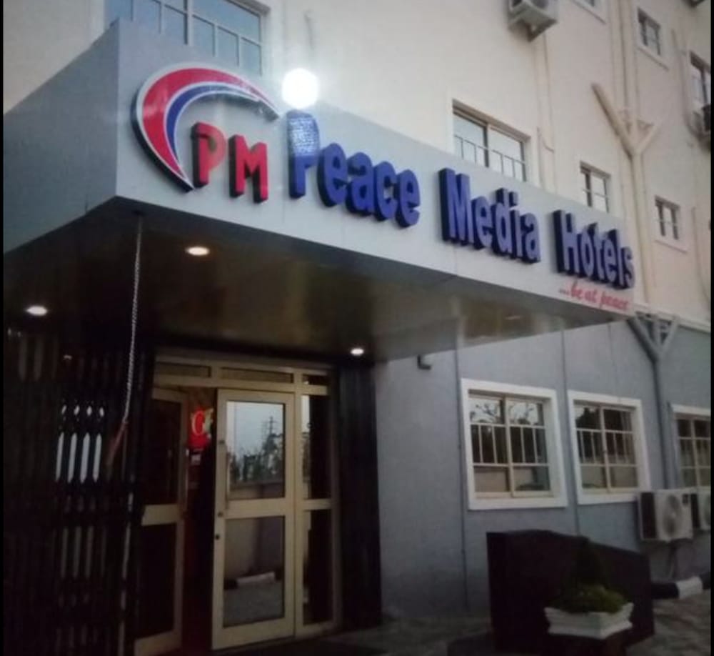 Peace Media Hotels 2/32