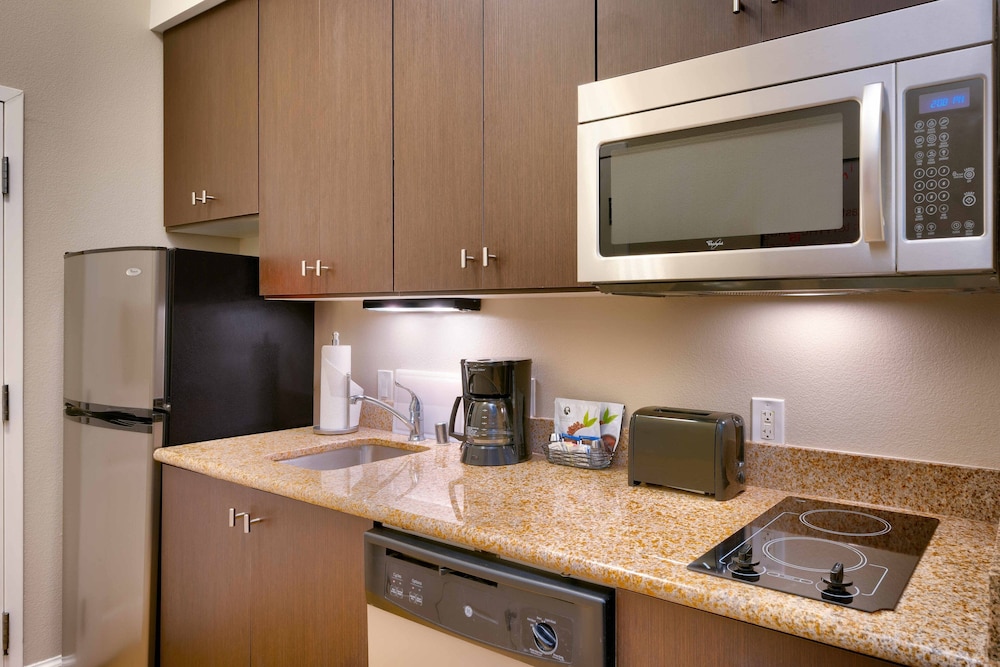 استوديو بسريرين كوين لذوي الإعاقة، Towneplace Suites Elko 8/8